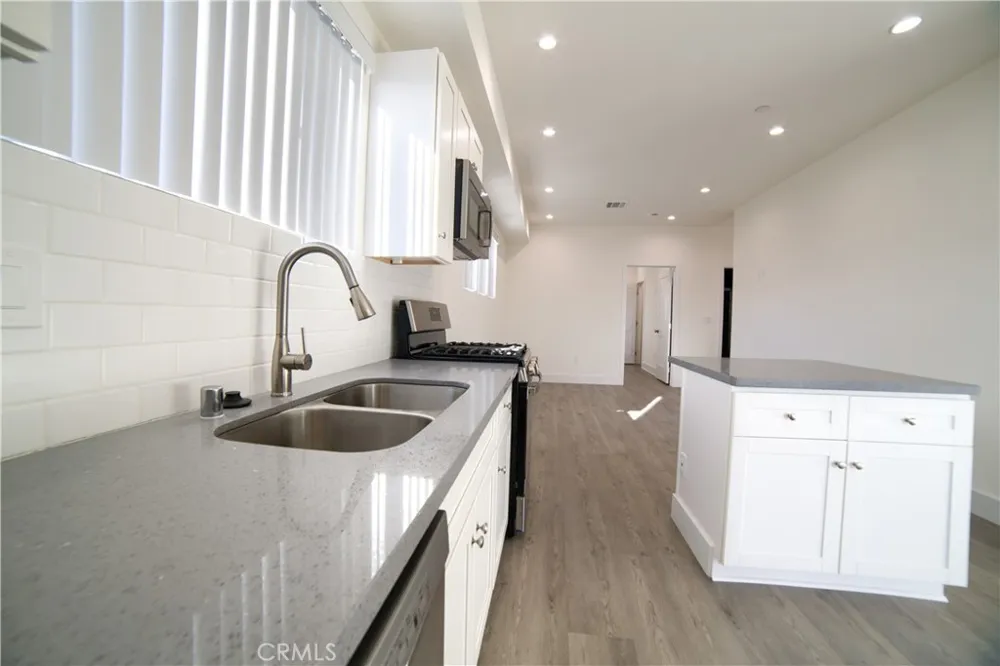 4559 Pickford St Street #4559 1/2 Los Angeles, CA 90019