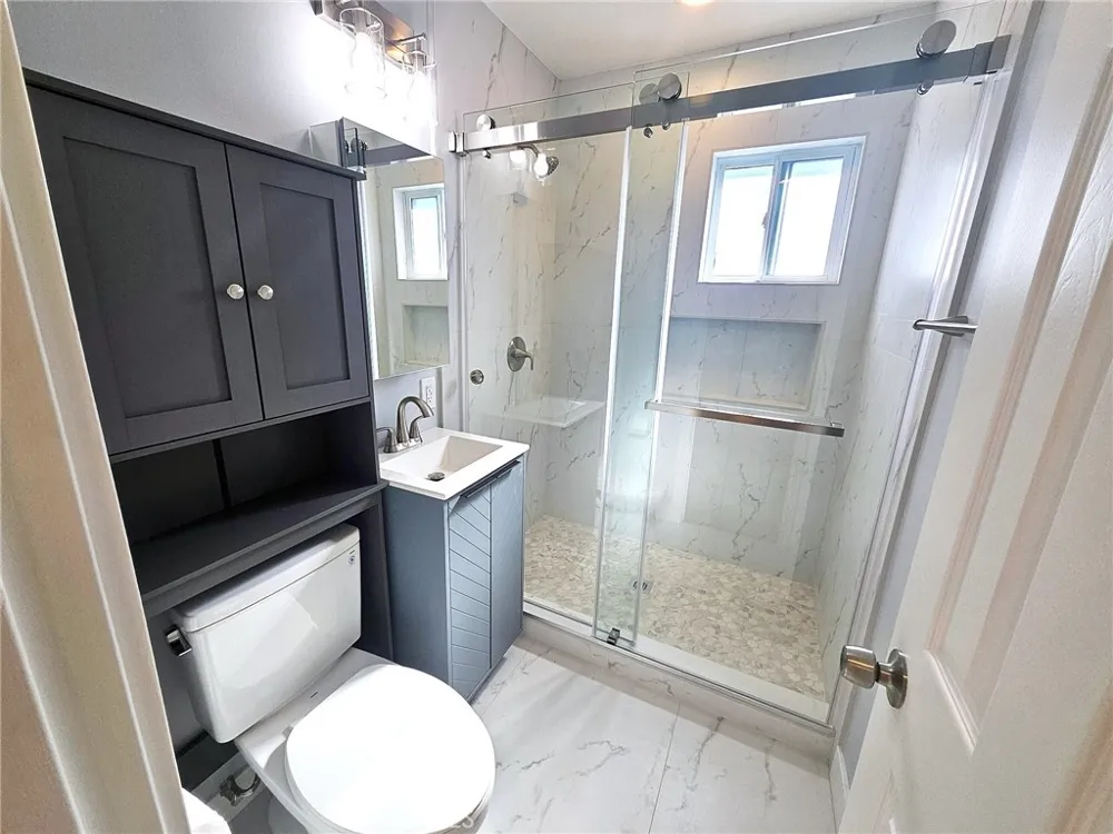154 Adams Avenue Huntington Beach, CA 92648