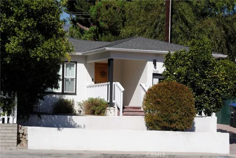 3121 Honolulu Avenue