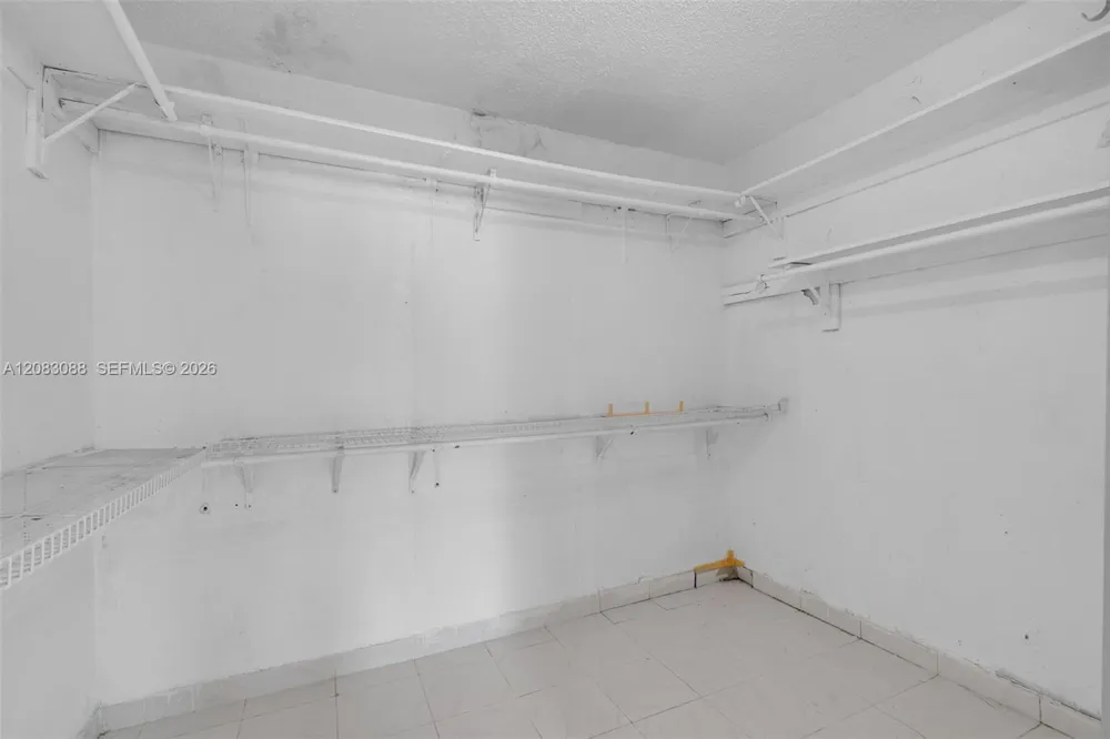 615 SW 62nd Ct Miami, FL 33144