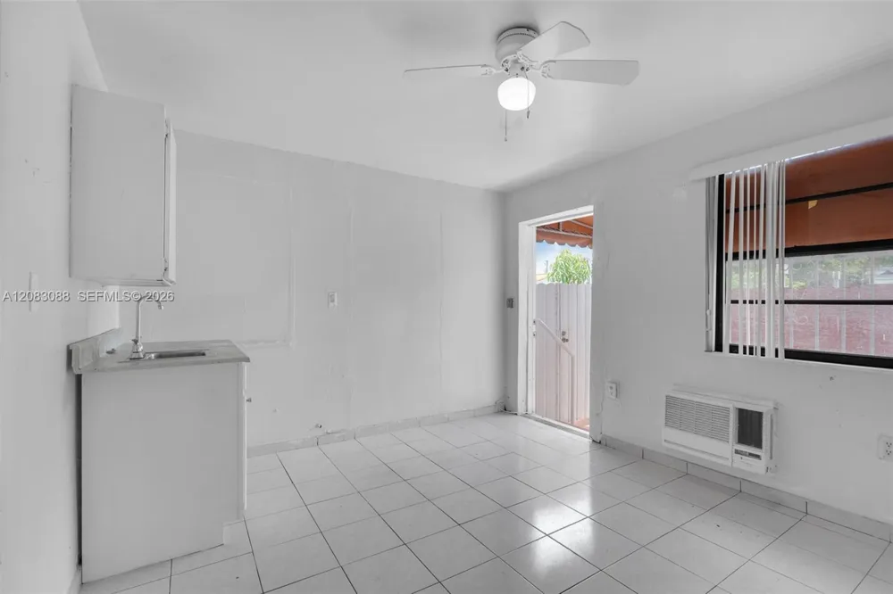 615 SW 62nd Ct Miami, FL 33144