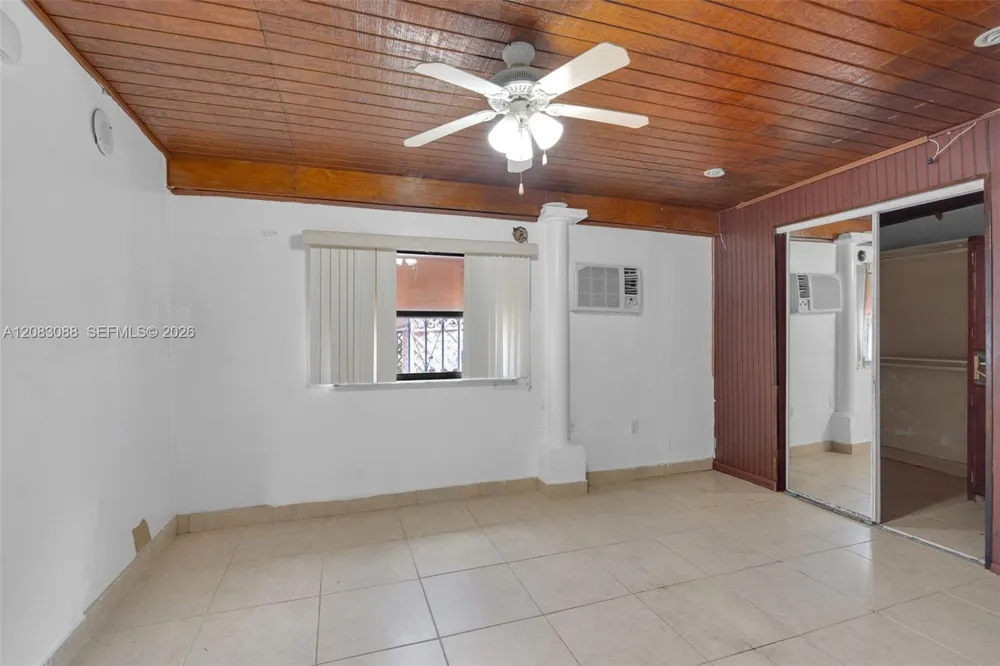 615 SW 62nd Ct Miami, FL 33144