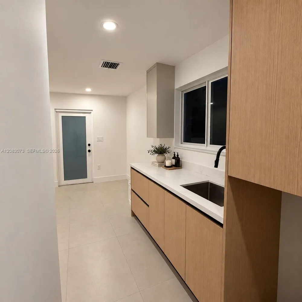 20022 SW 118th Ave Miami, FL 33177