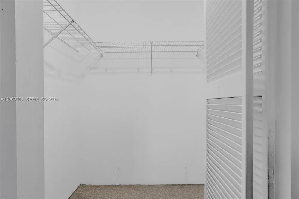 6767 Collins Ave #307 Miami Beach, FL 33141