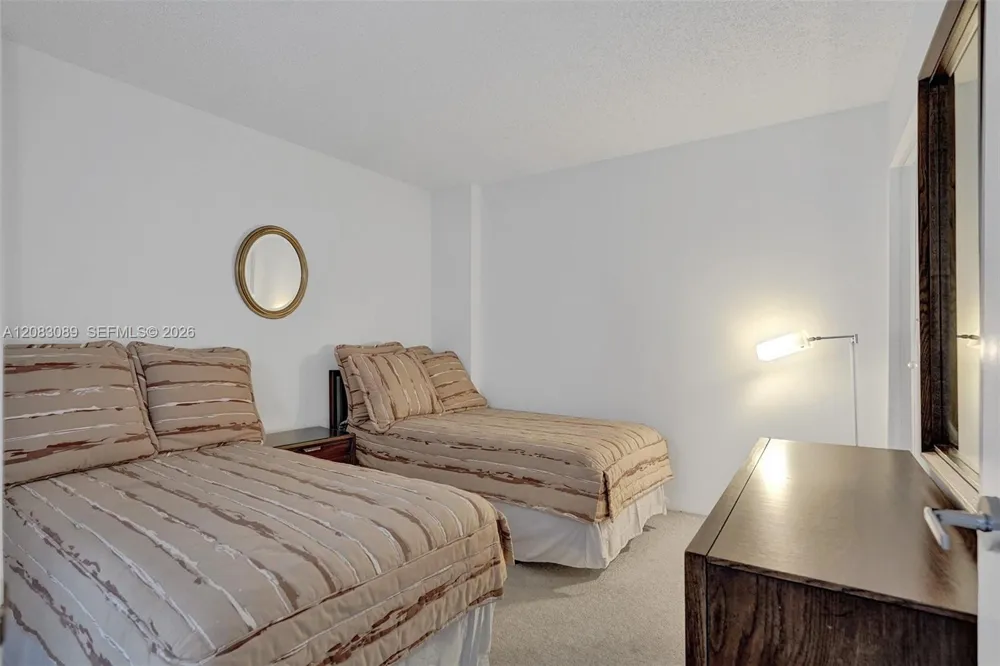 6767 Collins Ave #307 Miami Beach, FL 33141