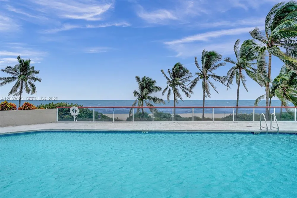 6767 Collins Ave #307 Miami Beach, FL 33141