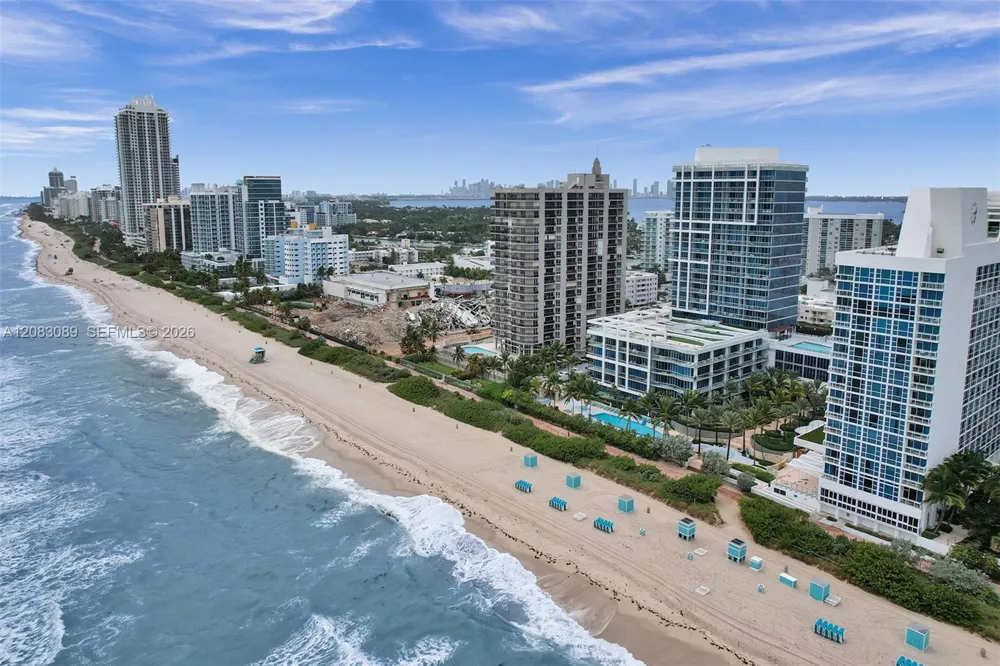6767 Collins Ave #307 Miami Beach, FL 33141