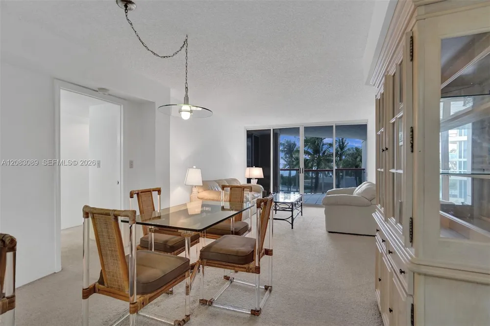 6767 Collins Ave #307 Miami Beach, FL 33141