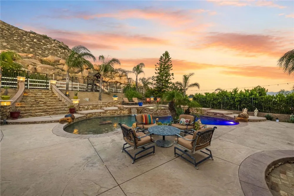 1465 Andalusian Norco, CA 92860