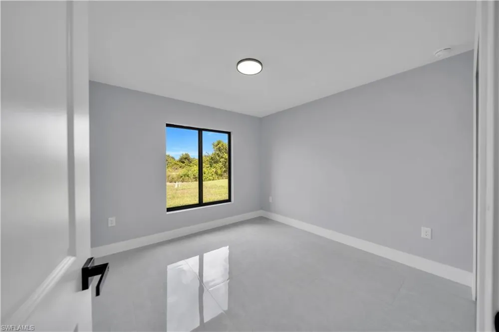 2406 Vera Avenue S Lehigh Acres, FL 33976