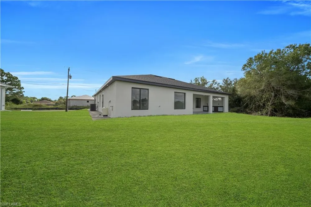 2406 Vera Avenue S Lehigh Acres, FL 33976
