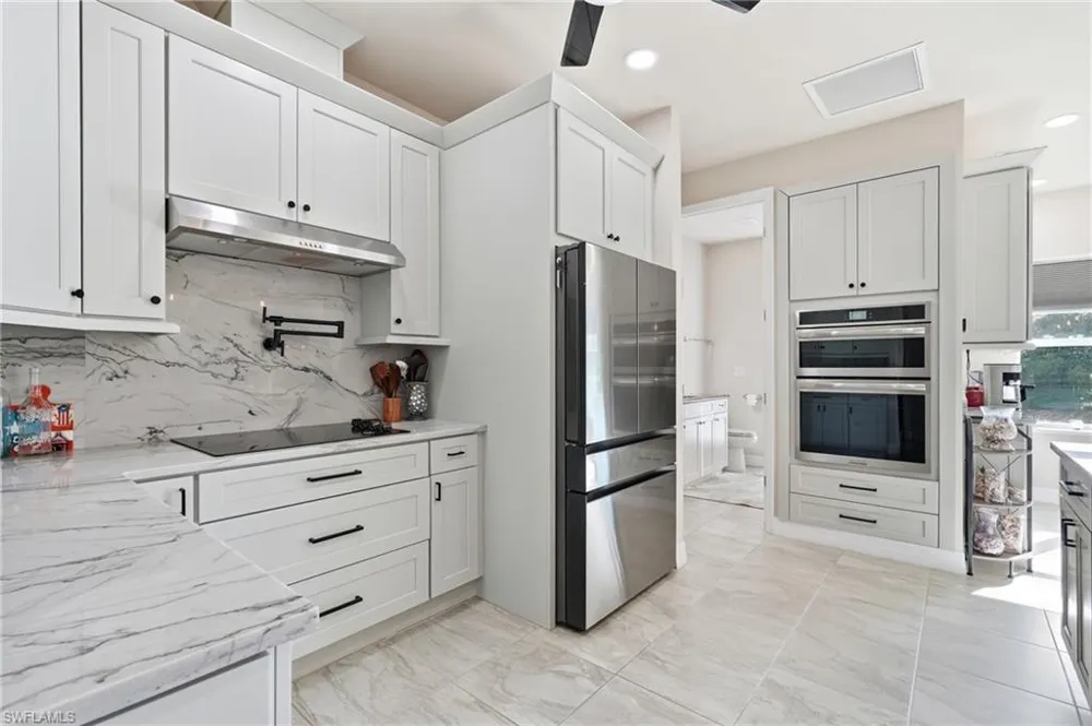 4507 Lake Heather Circle St. James City, FL 33956