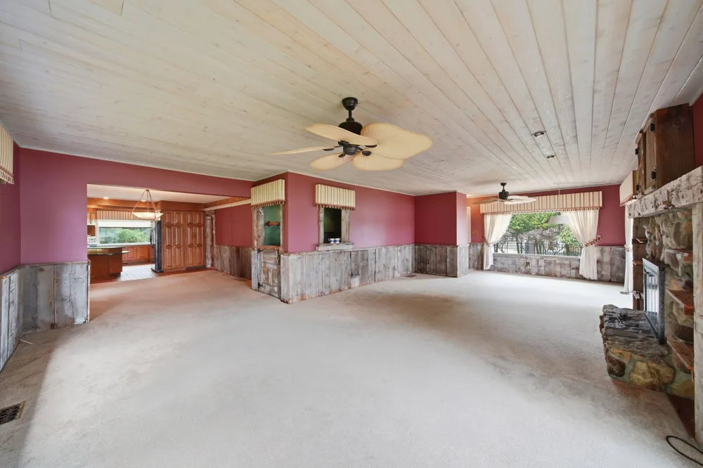5056 Lakeshore Drive Summit Township, MI 49203
