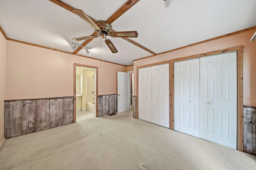 5056 Lakeshore Drive Summit Township, MI 49203