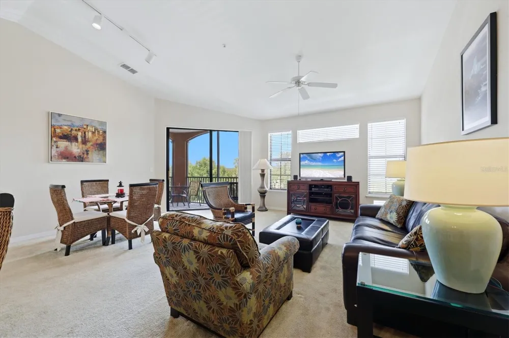 8325 38TH STREET CIRCLE E #307 Sarasota, FL 34243
