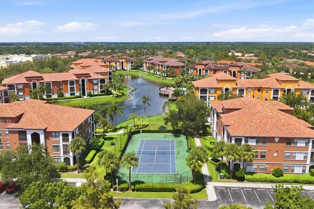 8325 38TH STREET CIRCLE E #307 Sarasota, FL 34243