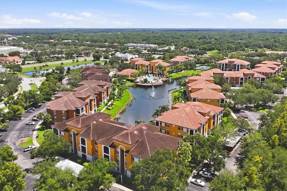 8325 38TH STREET CIRCLE E #307 Sarasota, FL 34243