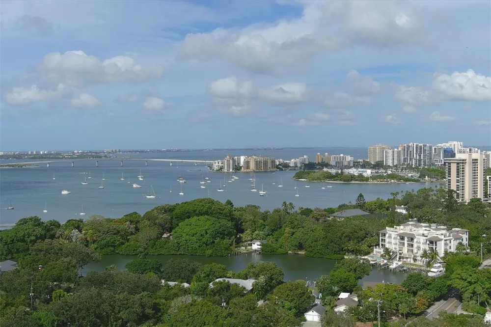8325 38TH STREET CIRCLE E #307 Sarasota, FL 34243