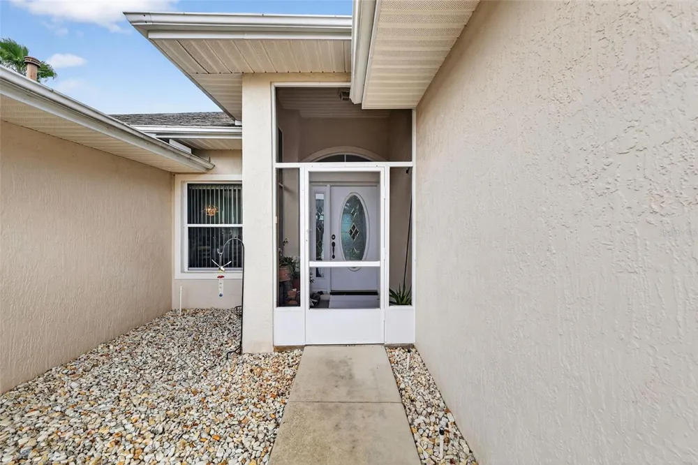 4528 GLEN COE STREET Leesburg, FL 34748
