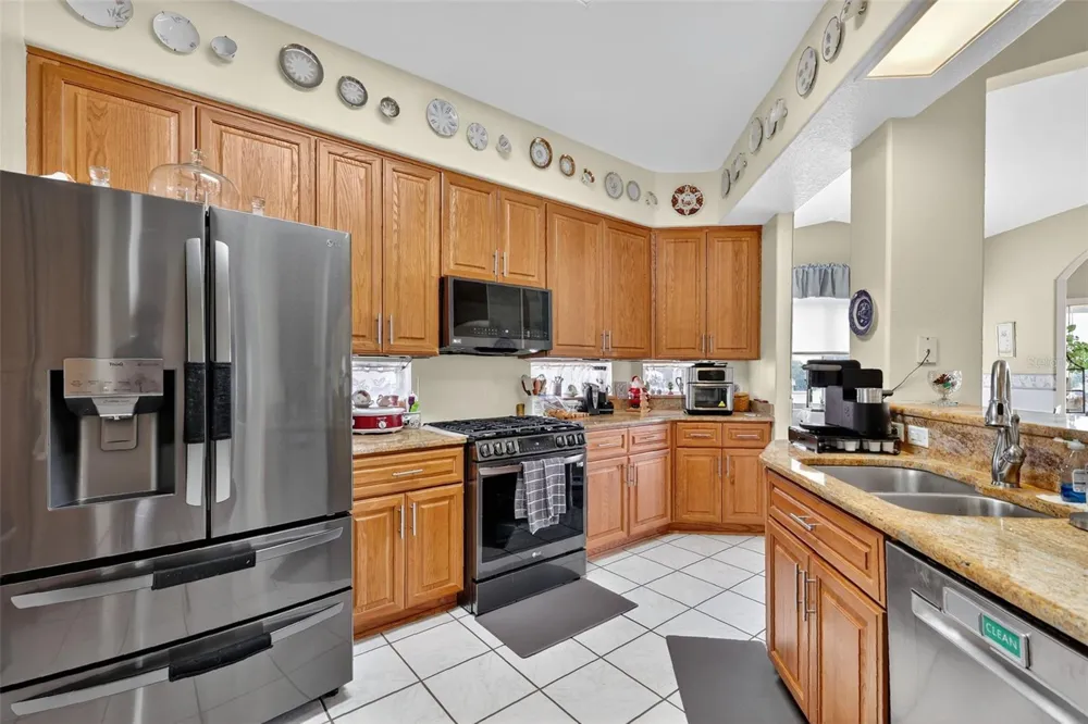 4528 GLEN COE STREET Leesburg, FL 34748