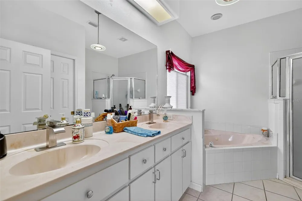 4528 GLEN COE STREET Leesburg, FL 34748