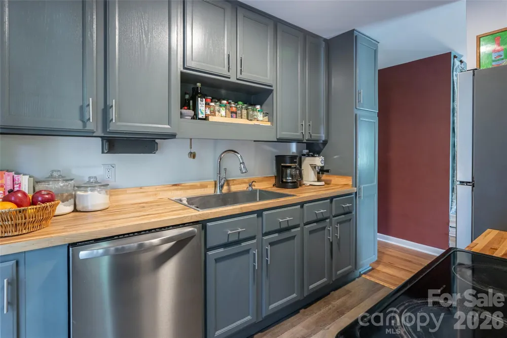 246 North Fork Road Black Mountain, NC 28711
