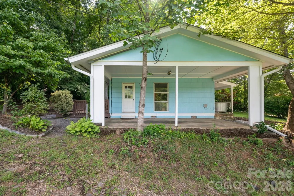 246 North Fork Road Black Mountain, NC 28711