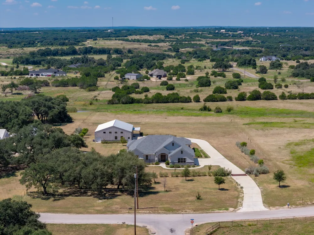 163 Floyds Run Bertram, TX 78605