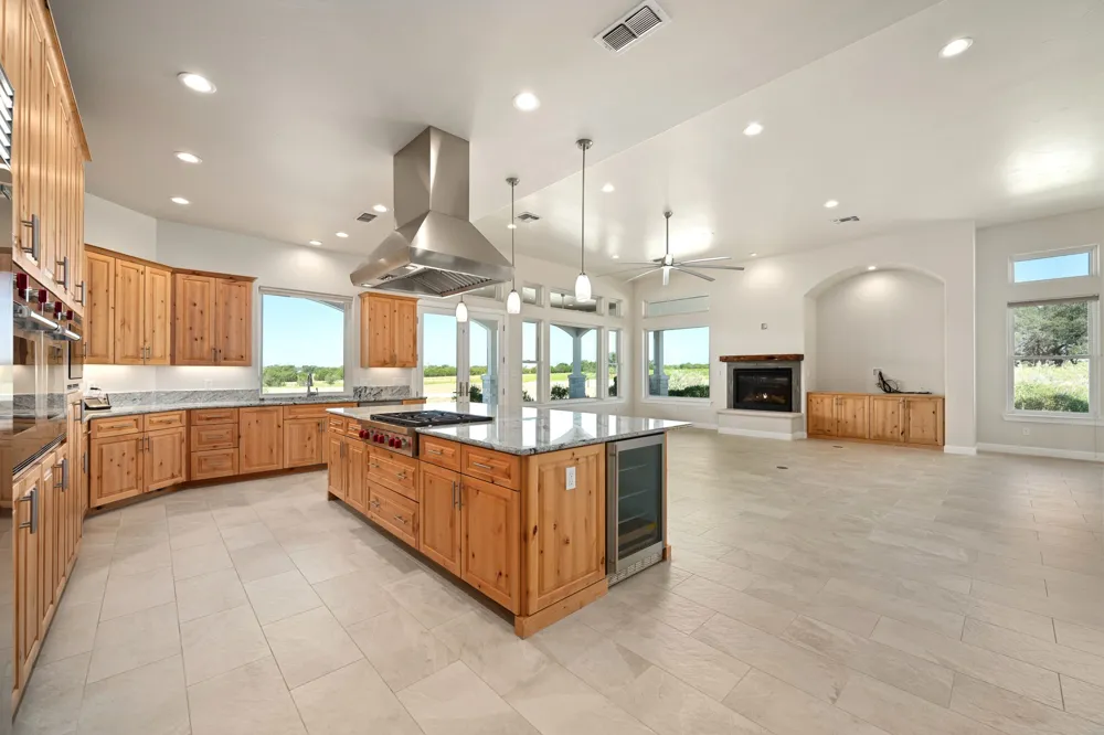 163 Floyds Run Bertram, TX 78605