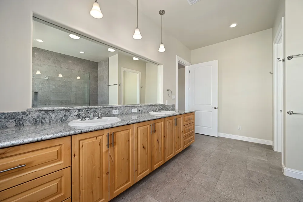 163 Floyds Run Bertram, TX 78605