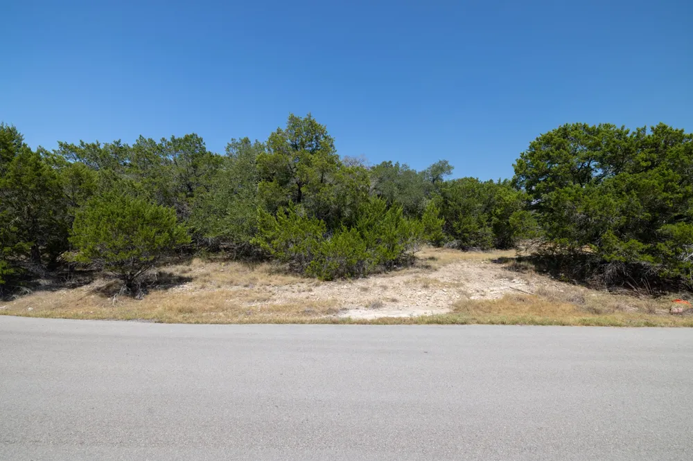 2306 Whitney Cove Lago Vista, TX 78645