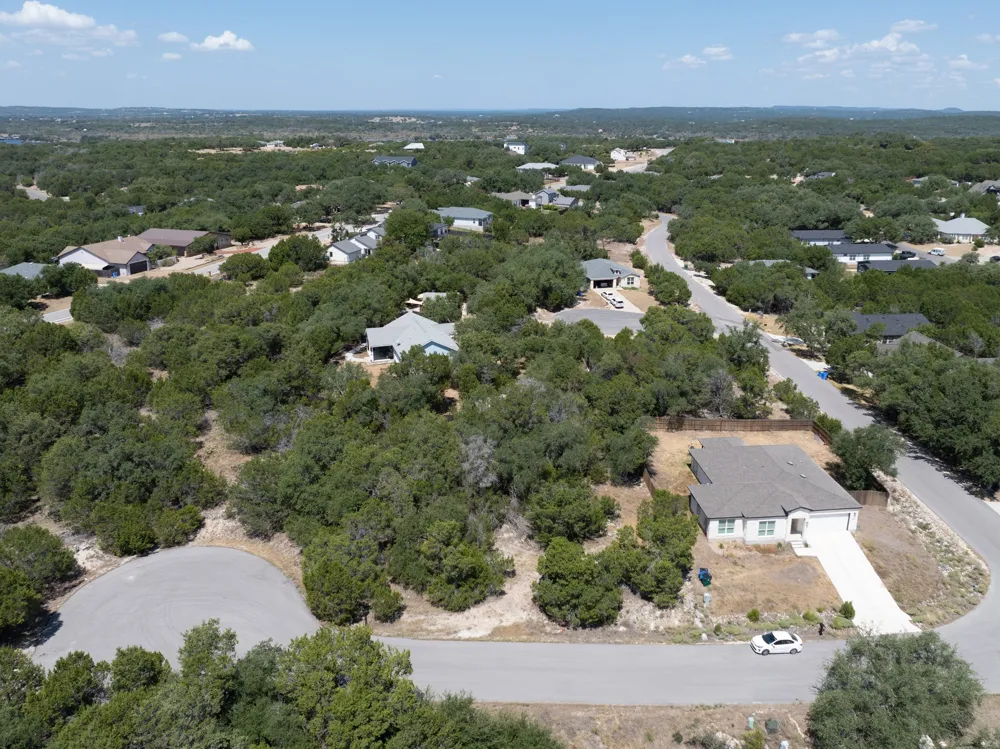2306 Whitney Cove Lago Vista, TX 78645
