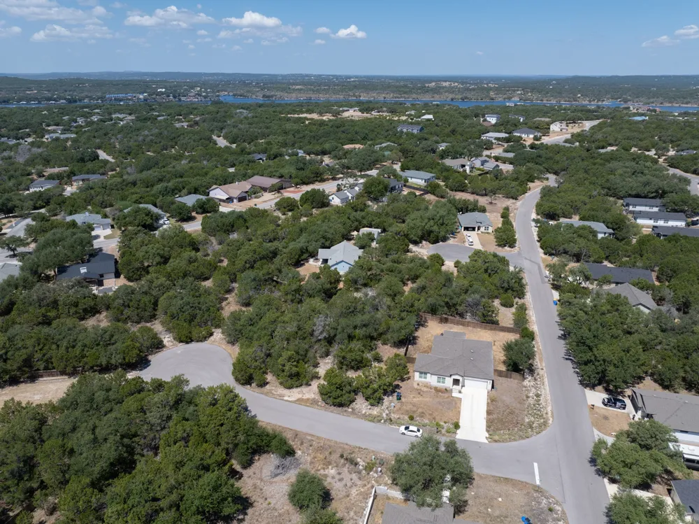 2306 Whitney Cove Lago Vista, TX 78645