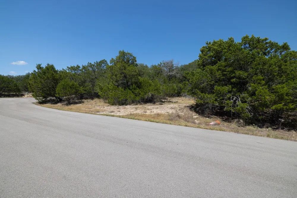 2306 Whitney Cove Lago Vista, TX 78645