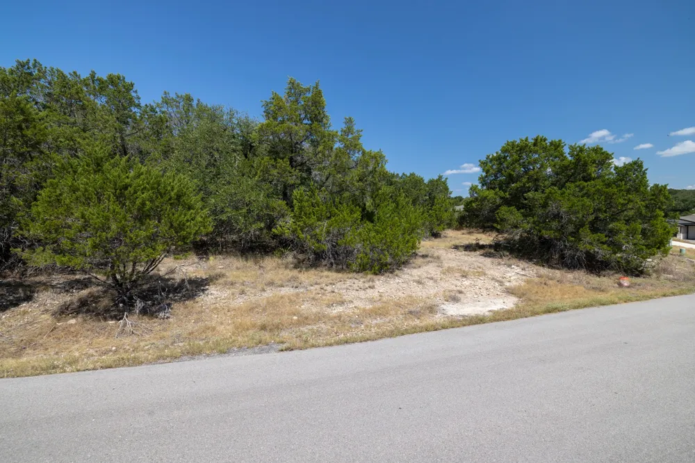 2306 Whitney Cove Lago Vista, TX 78645