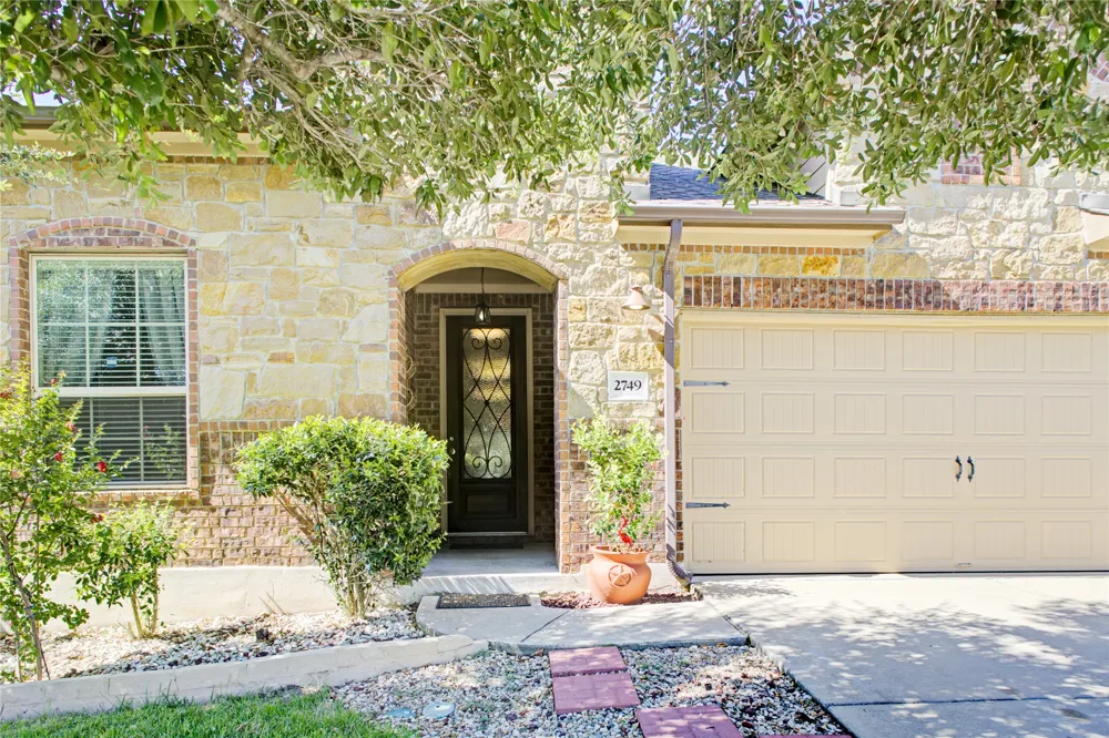 2749 Santa Ana Lane Round Rock, TX 78665