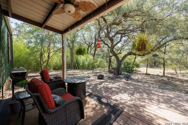 420 Green Acres Dr Wimberley, TX 78676