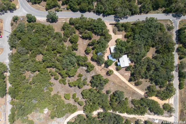 420 Green Acres Dr Wimberley, TX 78676