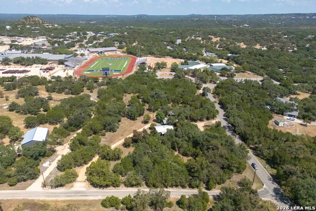 420 Green Acres Dr Wimberley, TX 78676
