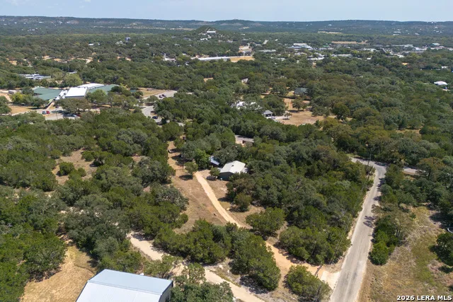 420 Green Acres Dr Wimberley, TX 78676
