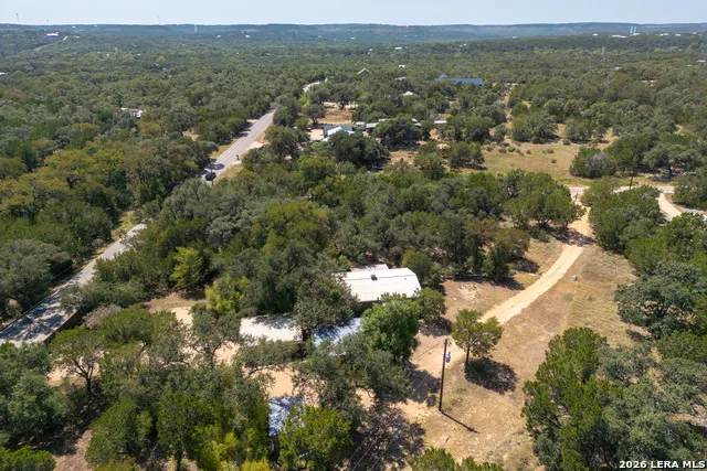 420 Green Acres Dr Wimberley, TX 78676