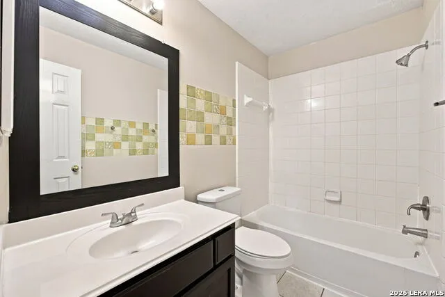 18719 RACQUET SPORTS WAY Humble, TX 77346