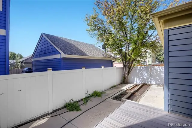 305 Riverview Court Longmont, CO 80501