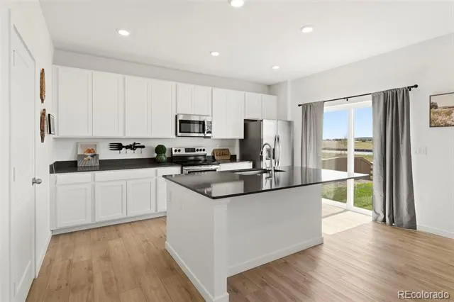 12902 E 99th Place Commerce City, CO 80022