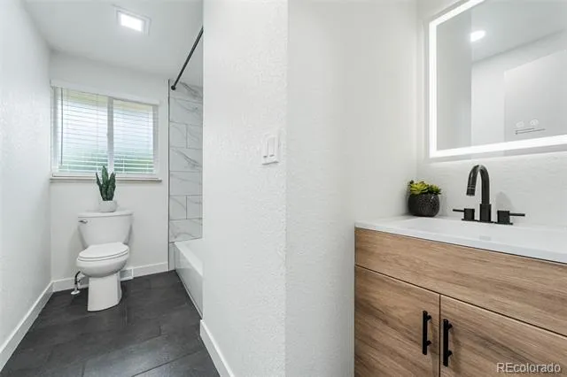 9110 W 2nd Avenue Lakewood, CO 80226
