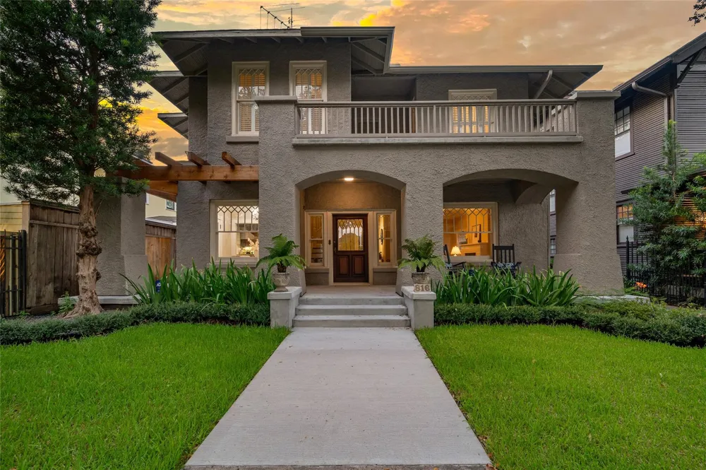 816 Kipling Street Houston, TX 77006