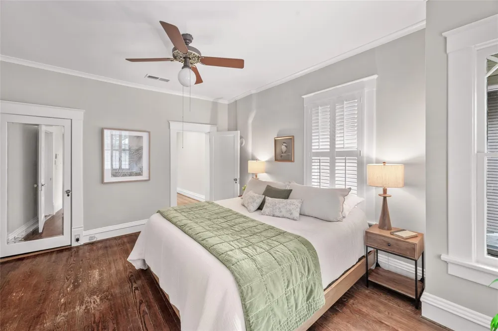 816 Kipling Street Houston, TX 77006