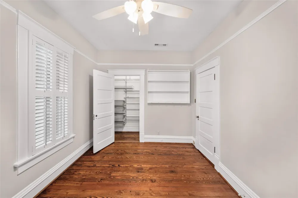 816 Kipling Street Houston, TX 77006