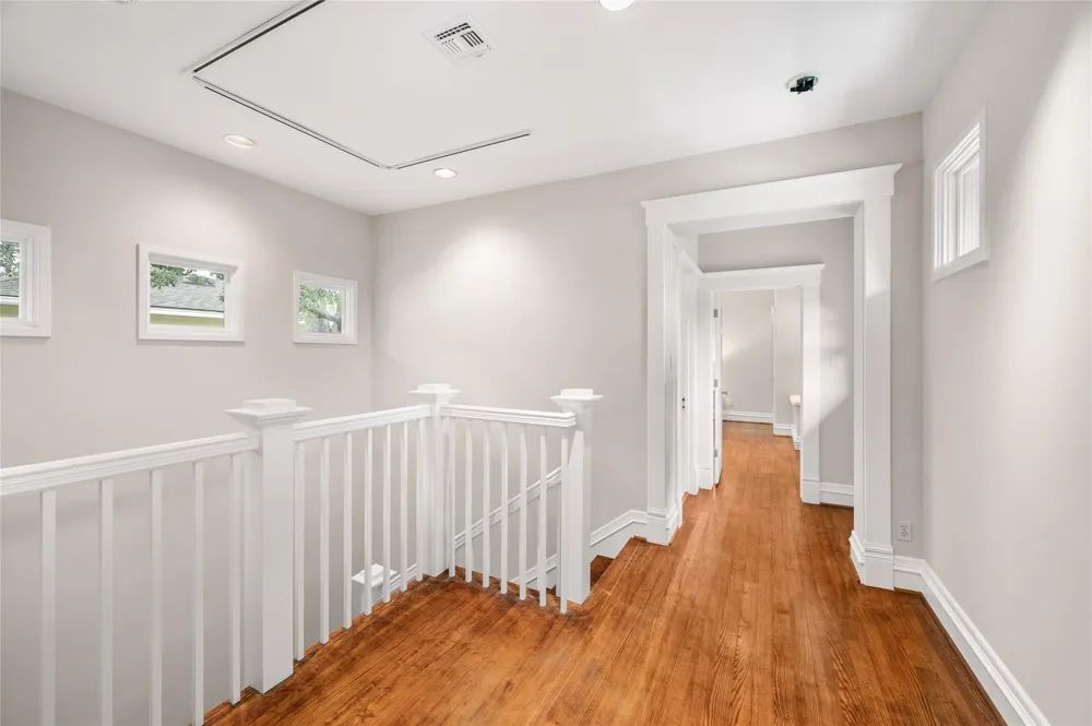 816 Kipling Street Houston, TX 77006