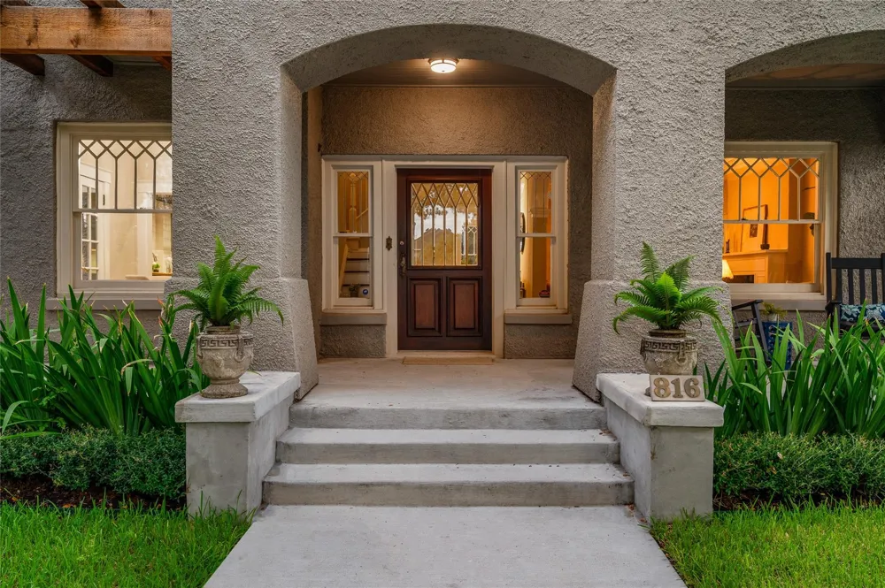 816 Kipling Street Houston, TX 77006